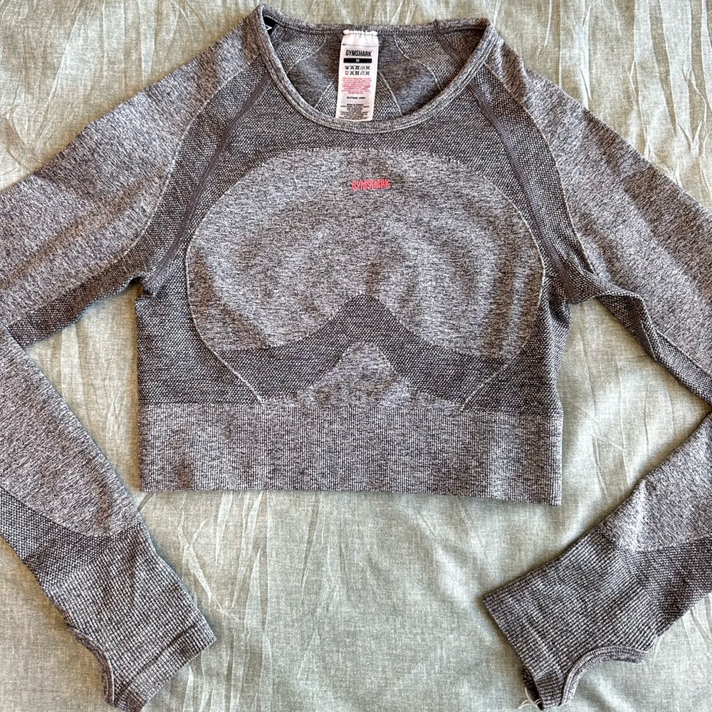 Gymshark top